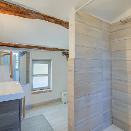 In Bocca Al Lupo With Shared Pool Apartment *