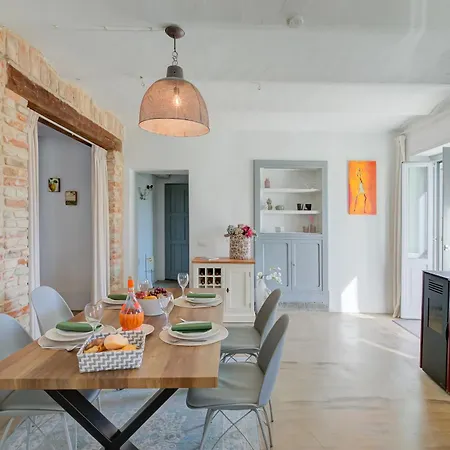Apartment In Bocca Al Lupo With Shared Pool - Happy