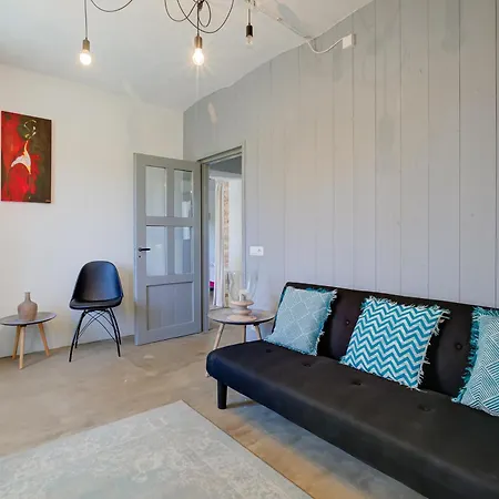 Apartment In Bocca Al Lupo With Shared Pool - Happy *