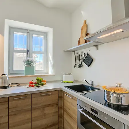 In Bocca Al Lupo With Shared Pool - Happy Apartment Clavesana
