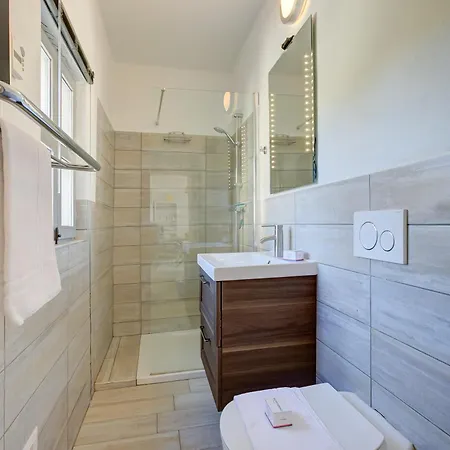 In Bocca Al Lupo With Shared Pool Apartamento
