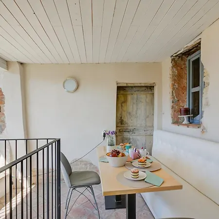 In Bocca Al Lupo With Shared Pool - Happy Apartment *